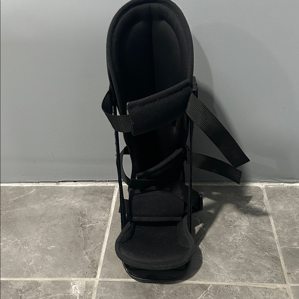 Orthopedic Boot